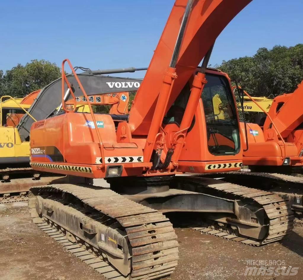 Doosan DH 220 Escavatori cingolati