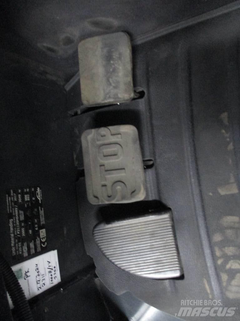 Linde R20 Carrello retrattile