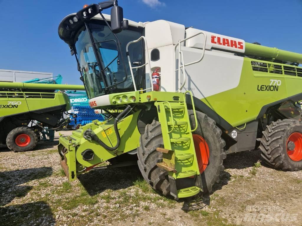 CLAAS Lexion 770 Mietitrebbiatrici