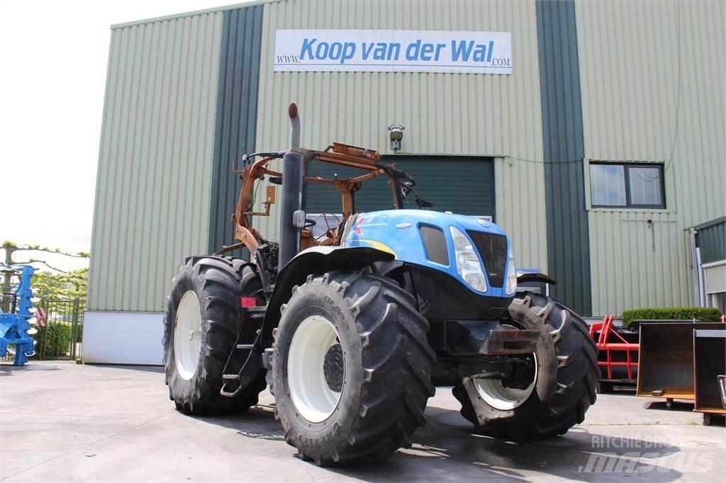 New Holland T7030 Trattori