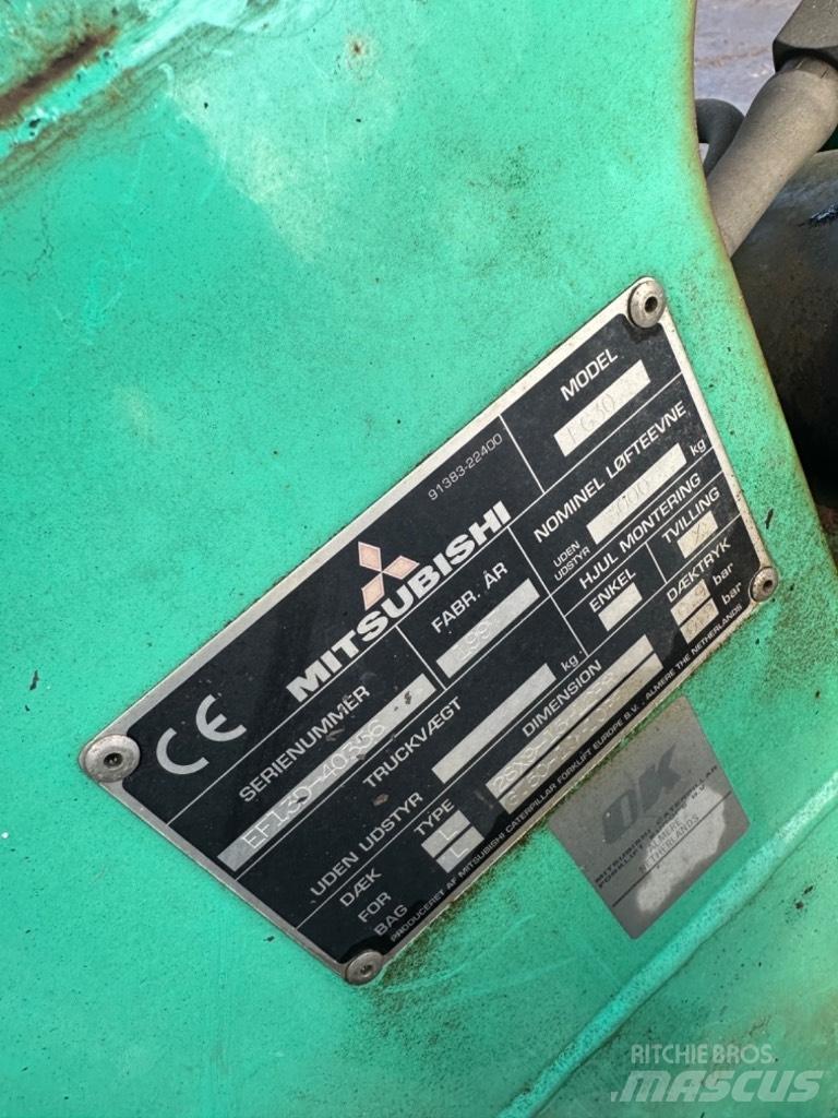 Mitsubishi FG 30 Carrelli elevatori GPL