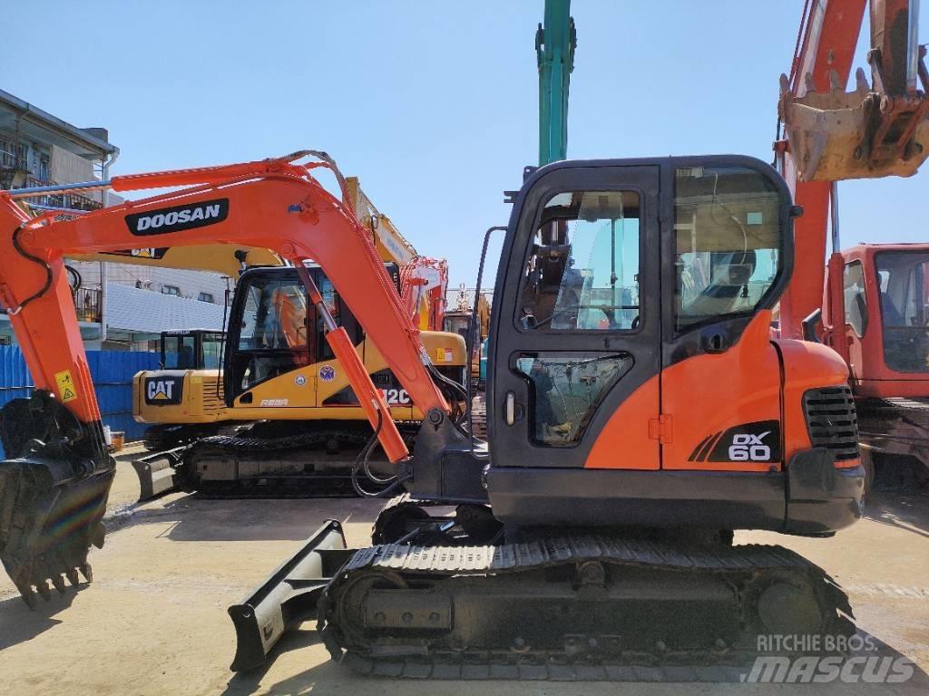 Doosan DX 60 Escavatori cingolati