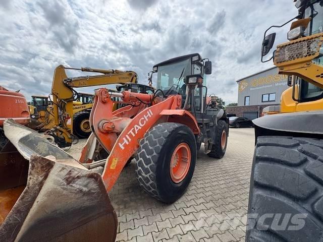 Hitachi ZW 180 Pale gommate