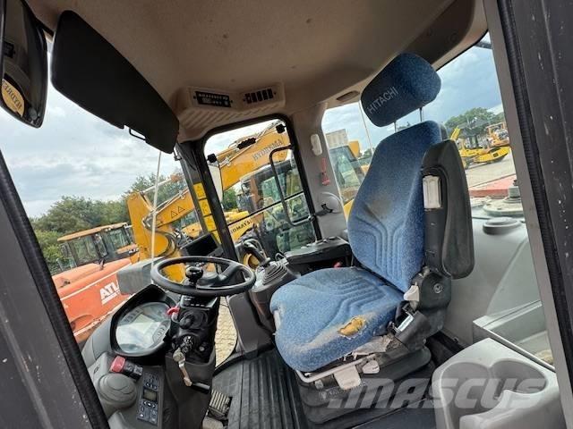 Hitachi ZW 180 Pale gommate