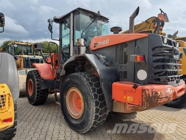 Hitachi ZW 180 Pale gommate