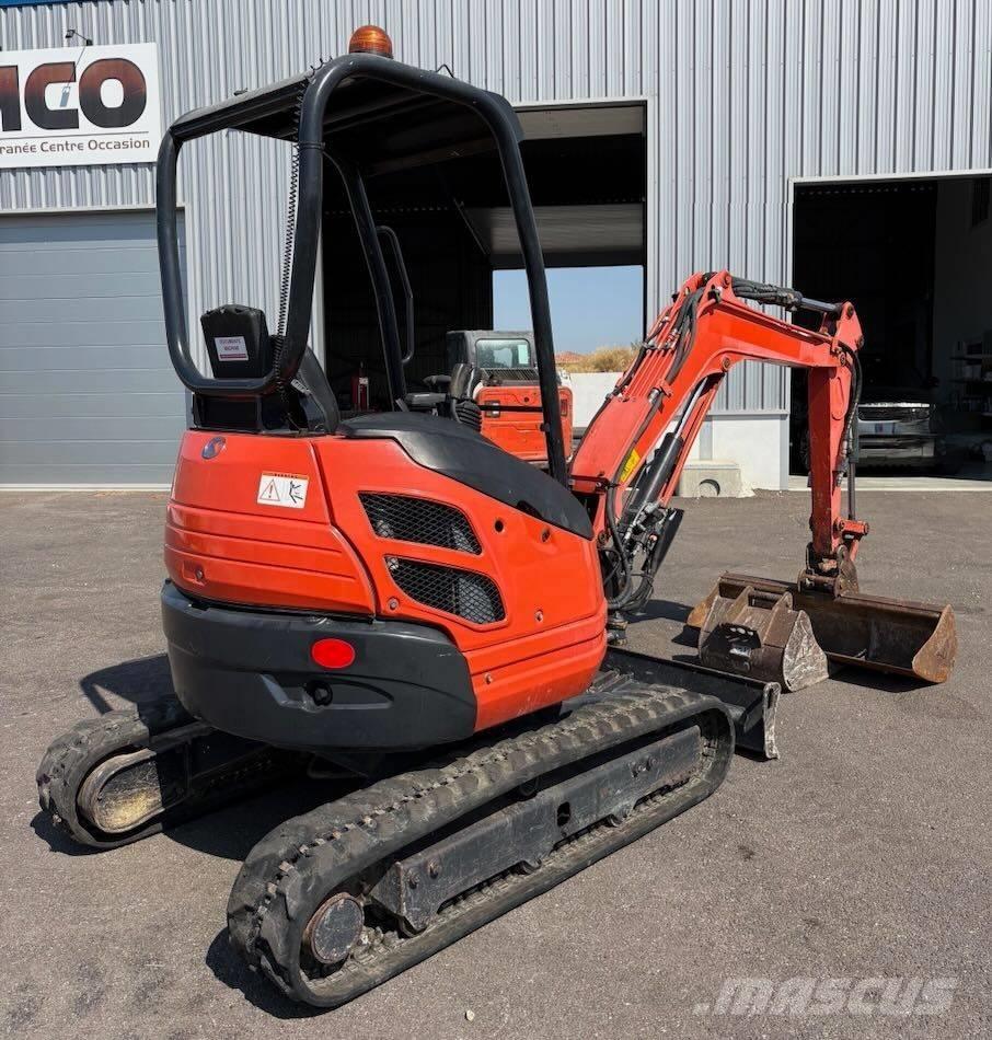 Kubota U 20-3 Miniescavatori