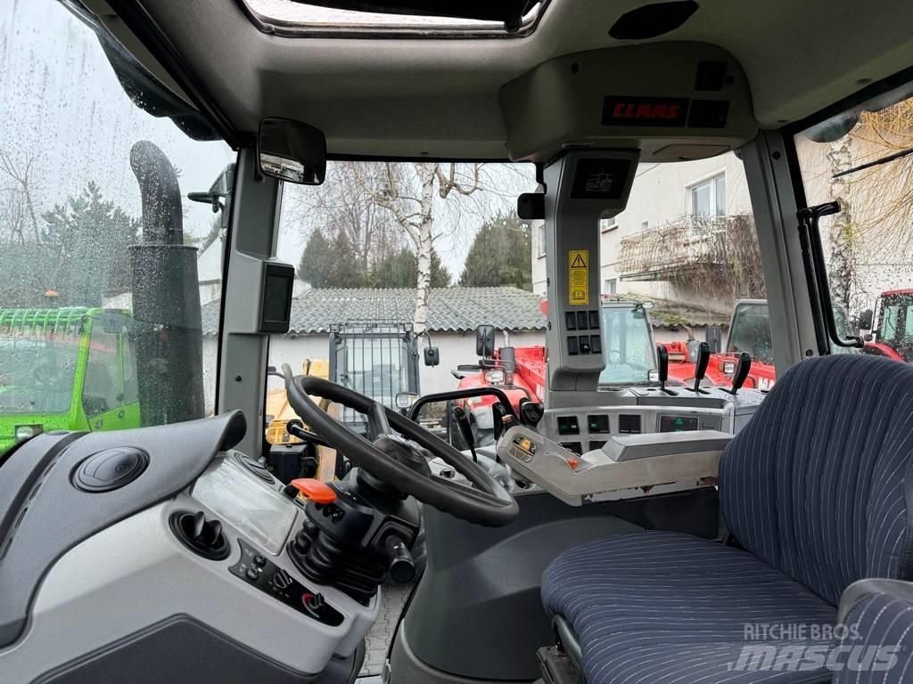 CLAAS ARION 510 CIS Trattori