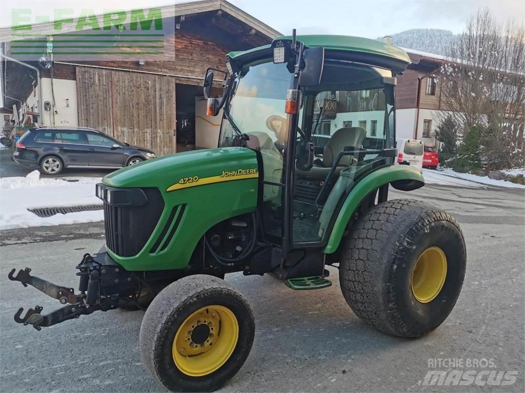 John Deere 4720 Trattori