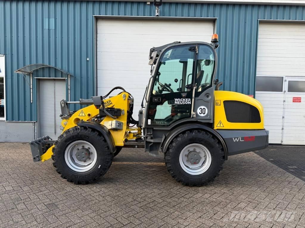 Wacker WL52 Pale gommate