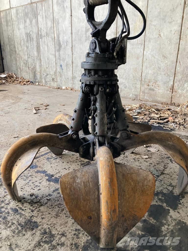 Liebherr LH 30 M Movimentazione rifiuti