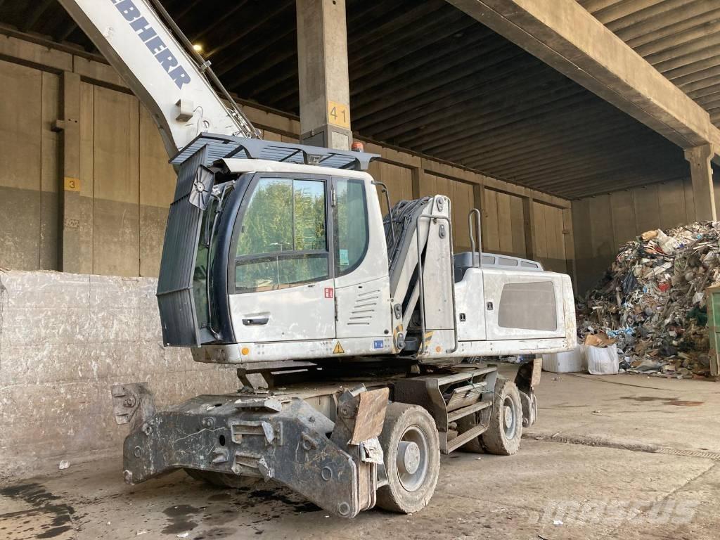Liebherr LH 30 M Movimentazione rifiuti