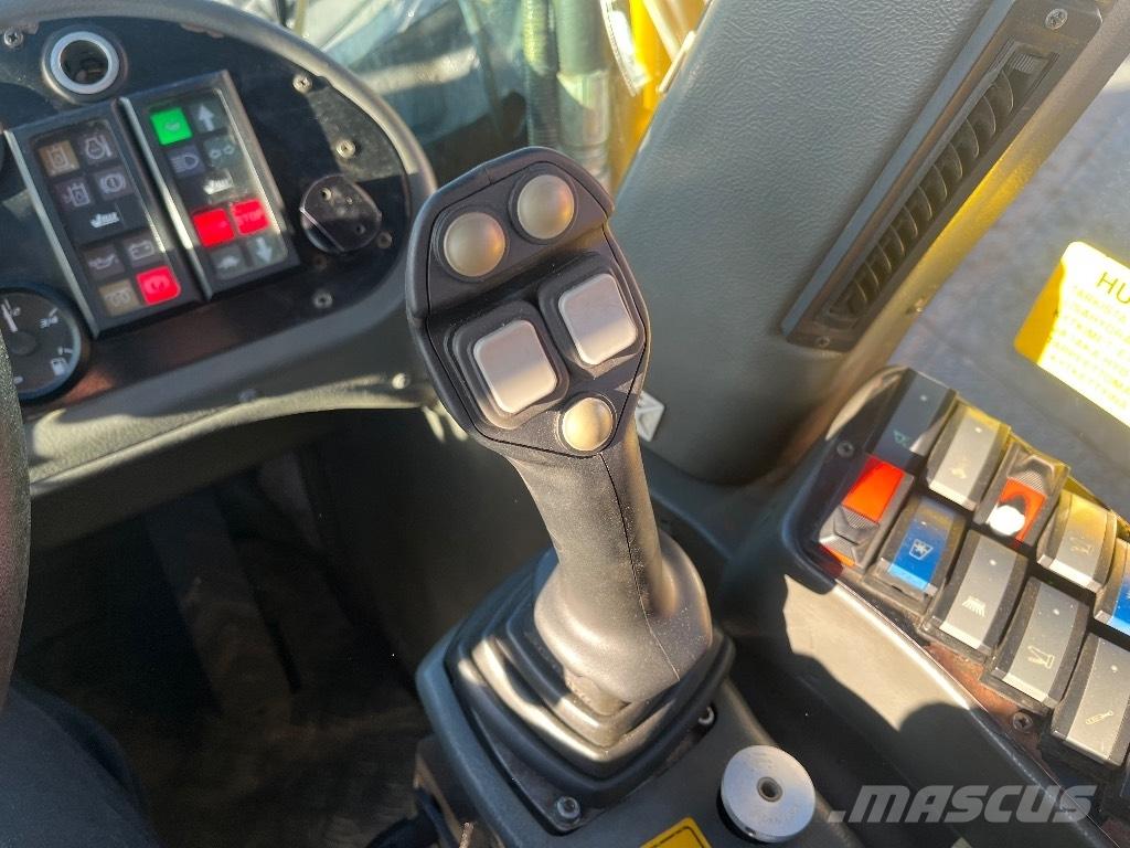 Wille 655 / MYYTY, sold Trattori compatti