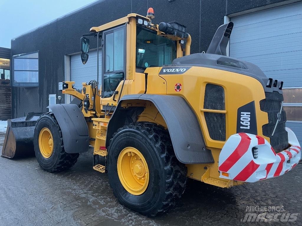 Volvo L60H Pale gommate