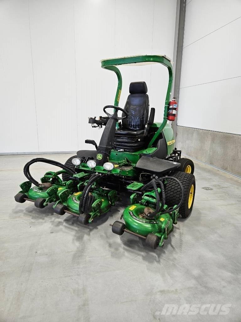 John Deere 8800 Trattorini tagliaerba