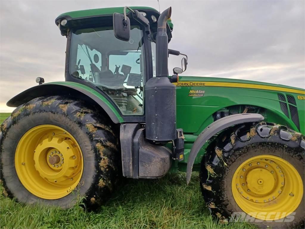 John Deere 8335R Trattori