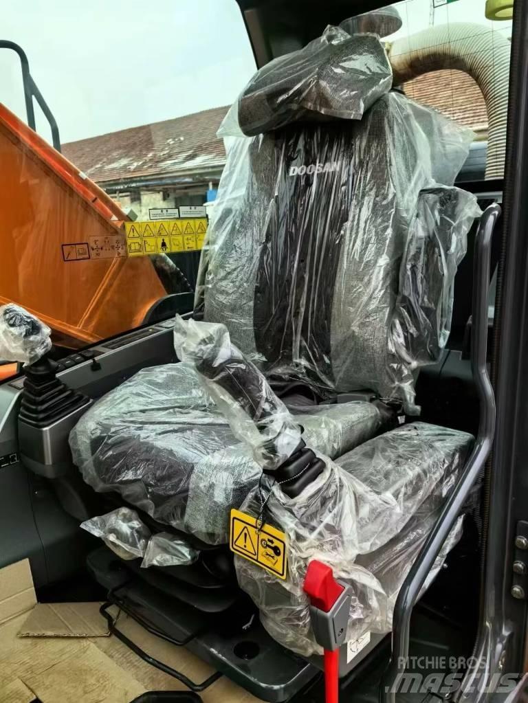 Doosan DX215 Escavatori cingolati