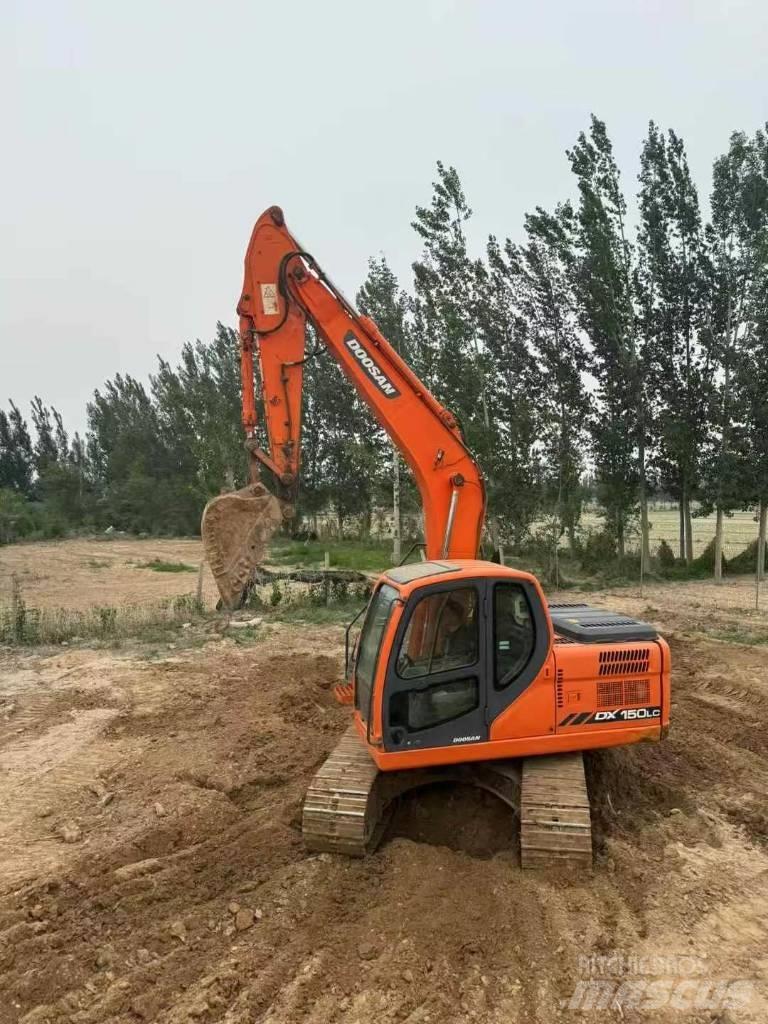 Doosan DX150 Escavatori cingolati
