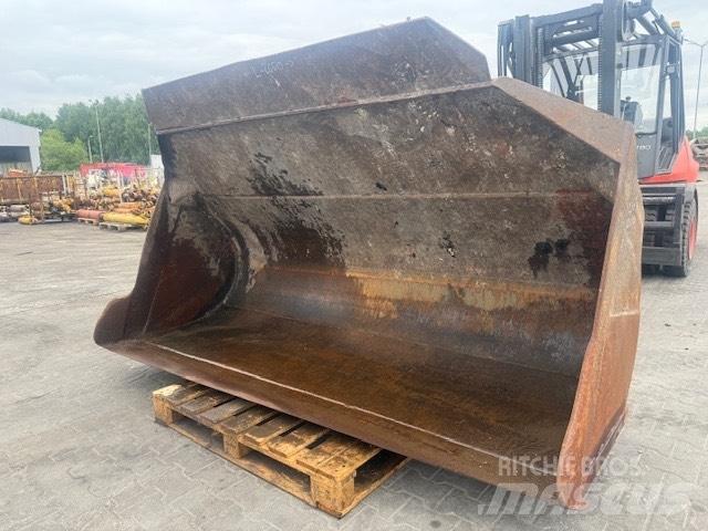 Liebherr L 541 Benne