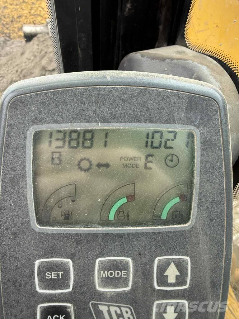 JCB JS 190 Scavafossi