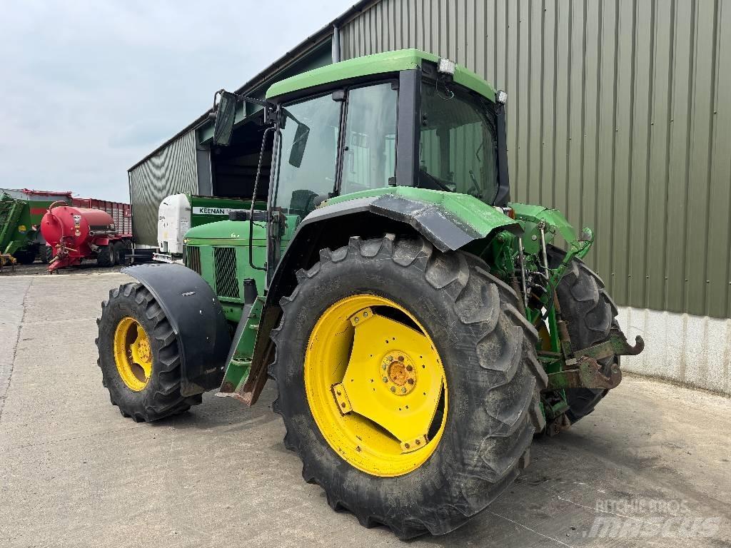 John Deere 6800 Trattori
