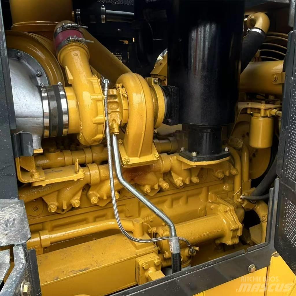 Shantui SD 22 Dozer cingolati