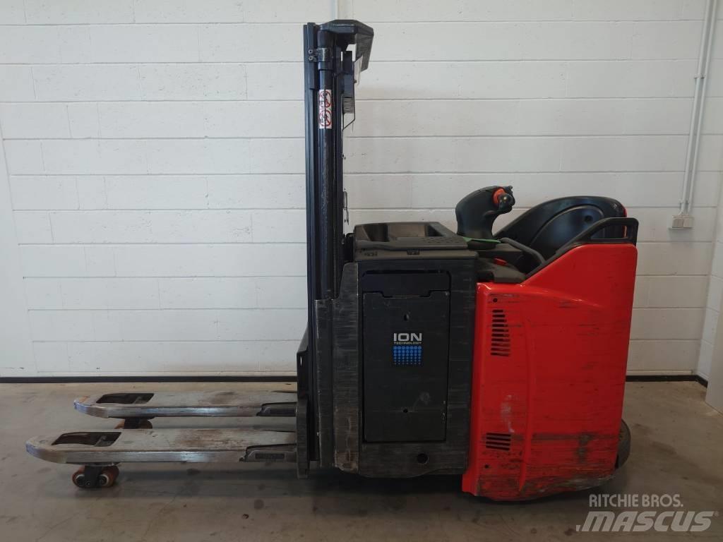 Linde D 12 Carelli stoccatori  automatici-usati