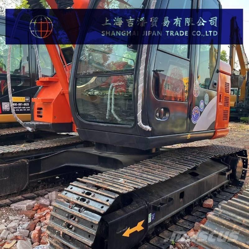 Hitachi ZX 135 Escavatori medi 7t - 12t