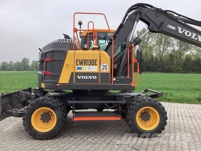Volvo EWR 130 E Escavatori gommati