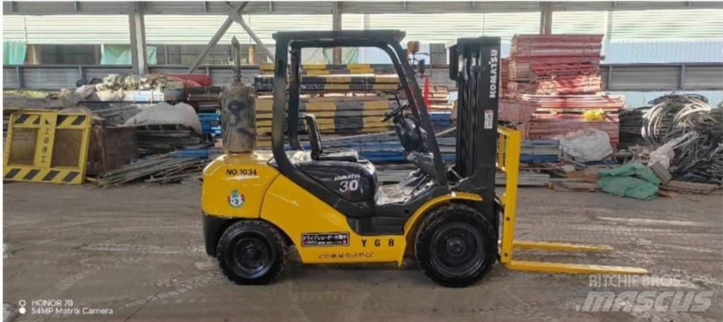 Komatsu FD 30 T-14 Carrelli elevatori diesel
