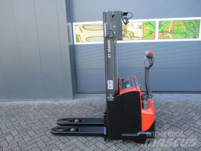 Toyota SWE 140 Transpallet uomo a terra