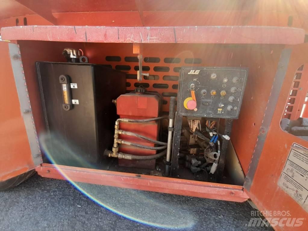 JLG 260 MRT Piattaforme a pantografo