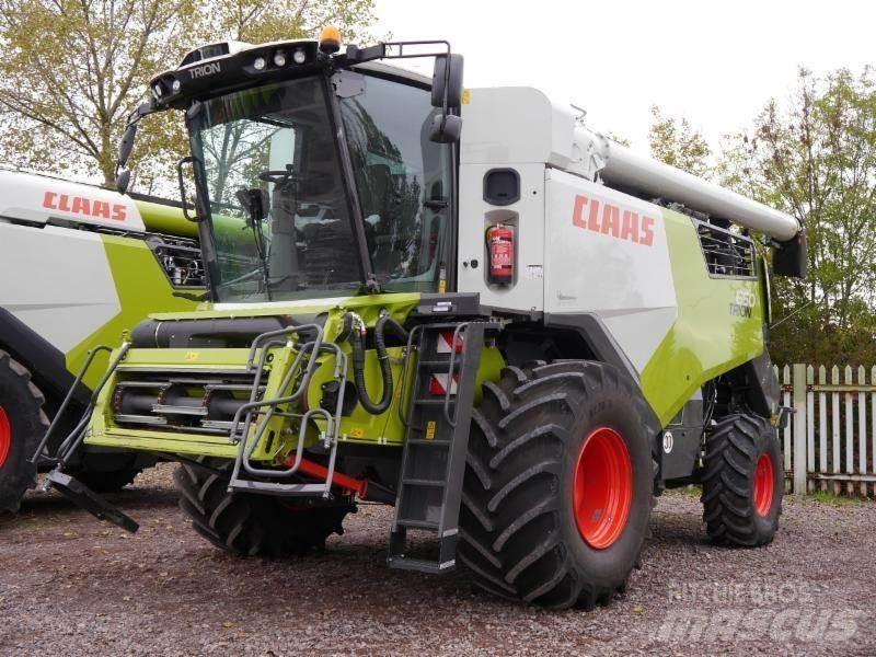 CLAAS TRION 660 Mietitrebbiatrici