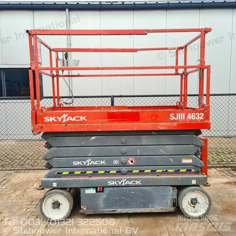 SkyJack SJ4632 Piattaforme a pantografo