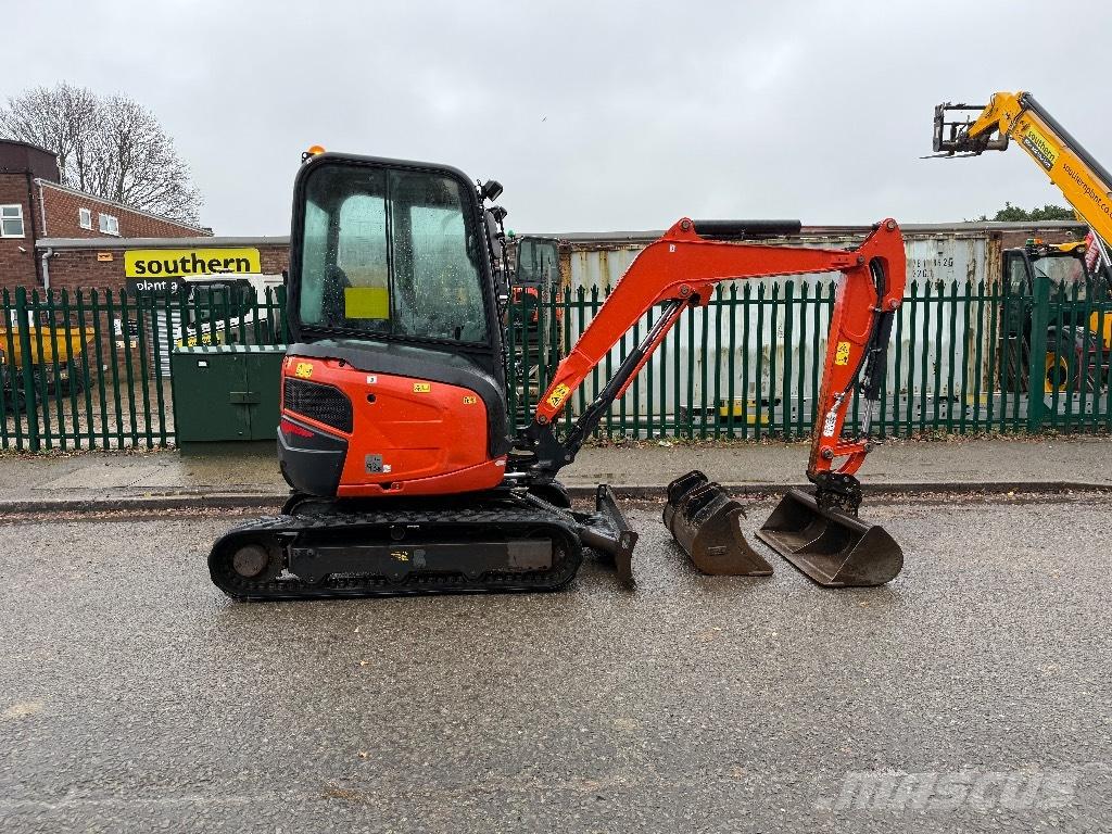 Kubota U 27-4 Miniescavatori