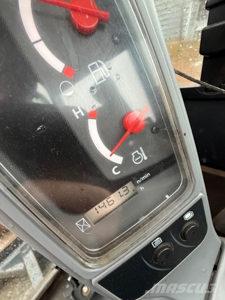 Kubota U 27-4 Miniescavatori