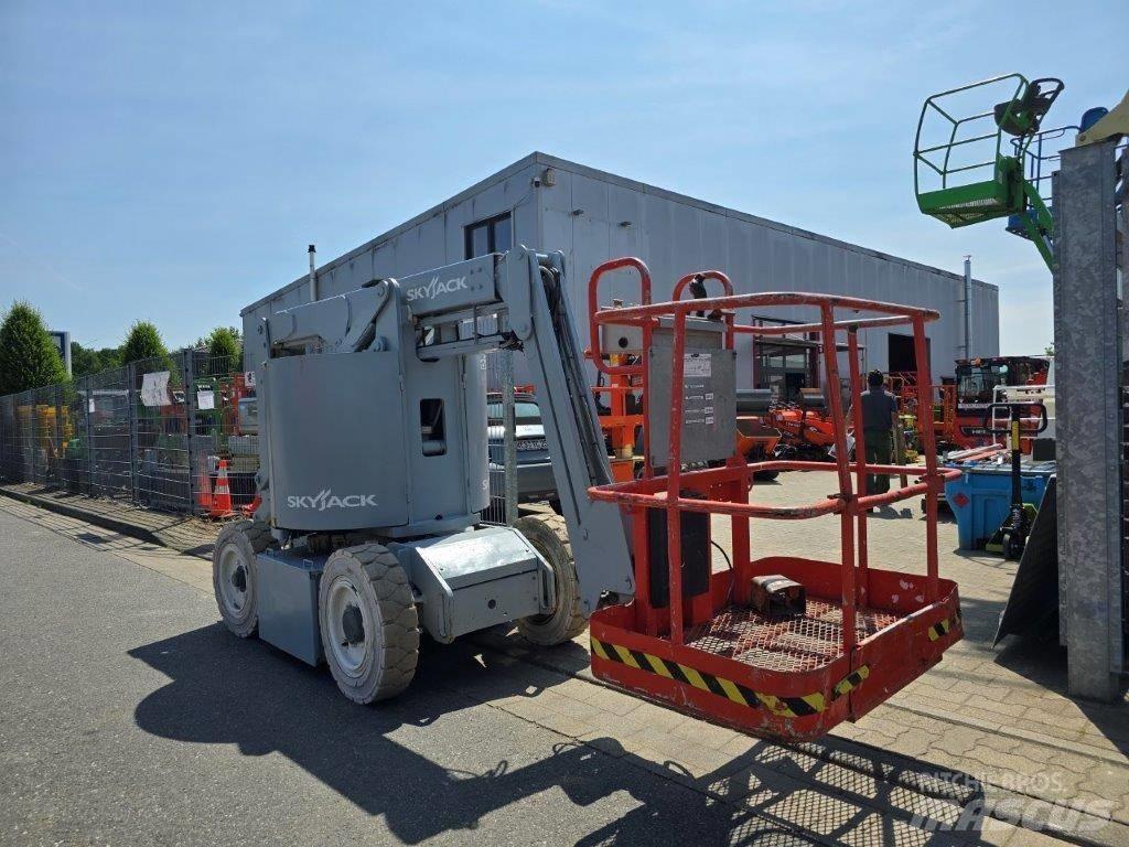 SkyJack SJKB 33 N Piattaforme a braccio articolato