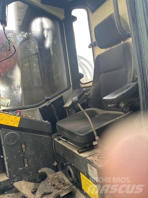 Loglift F118ST9.6 Gru per legname