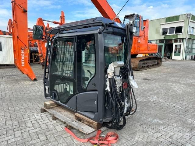 Hitachi ZX-LC-5B Cabine e interni