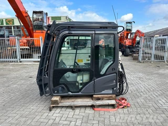 Hitachi ZX-LC-5B Cabine e interni