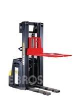 Hyster S1.4iL Transpallet uomo a terra
