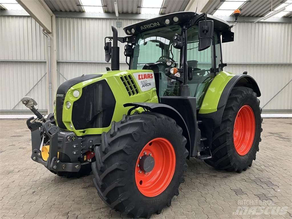 CLAAS Arion 550 Trattori