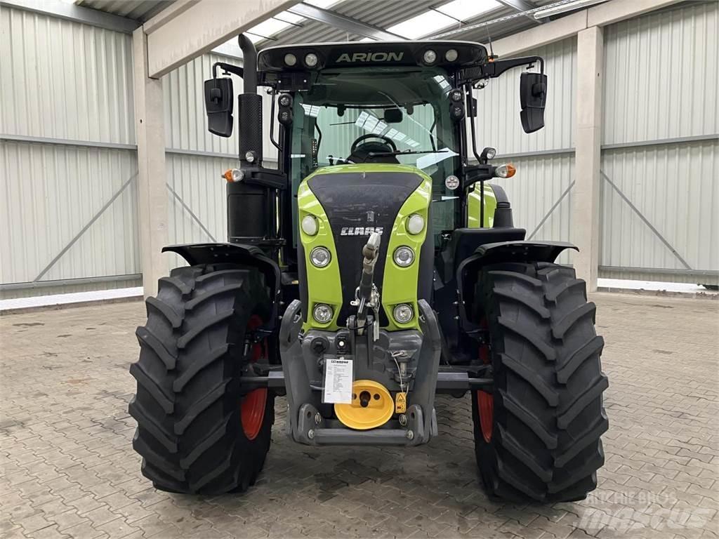 CLAAS Arion 550 Trattori