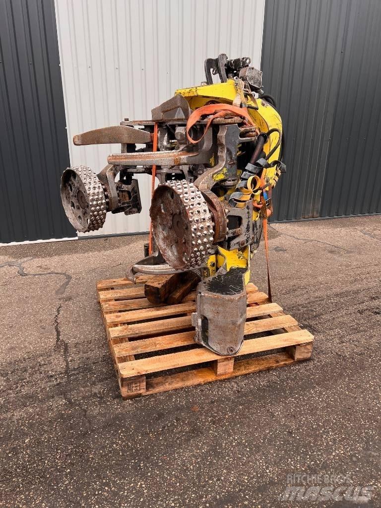 John Deere H 480 Decespugliatrici e trinciatrici idrauliche