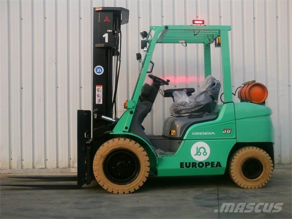 Mitsubishi FG30NTD Carrelli elevatori GPL