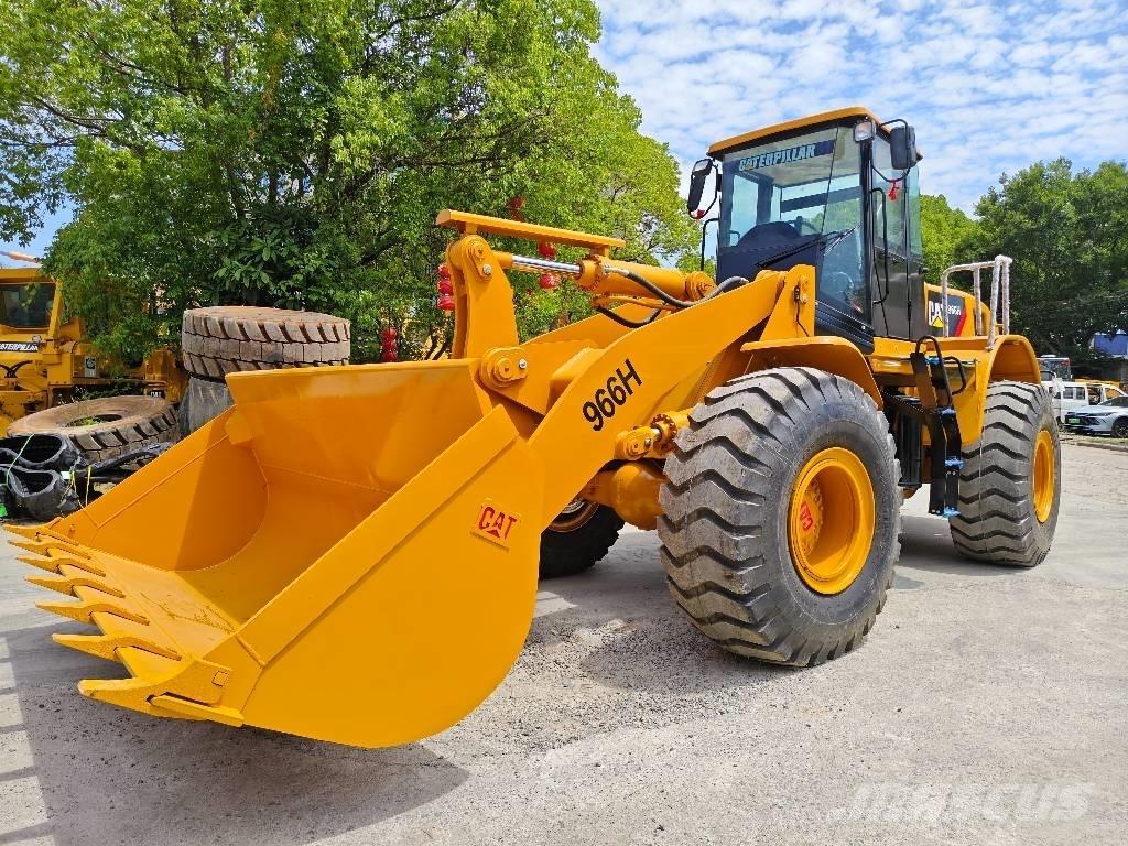 CAT 966 H Pale gommate