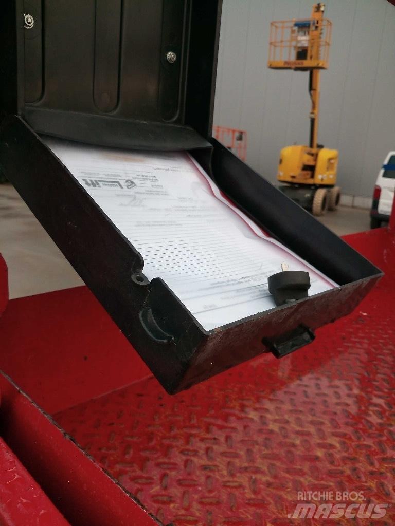SkyJack SJ 4740 Piattaforme a pantografo