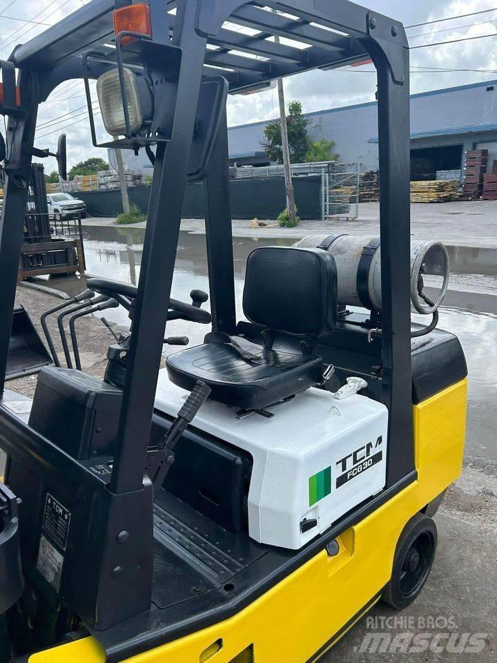 TCM FCG30T7T Movimentatori per container
