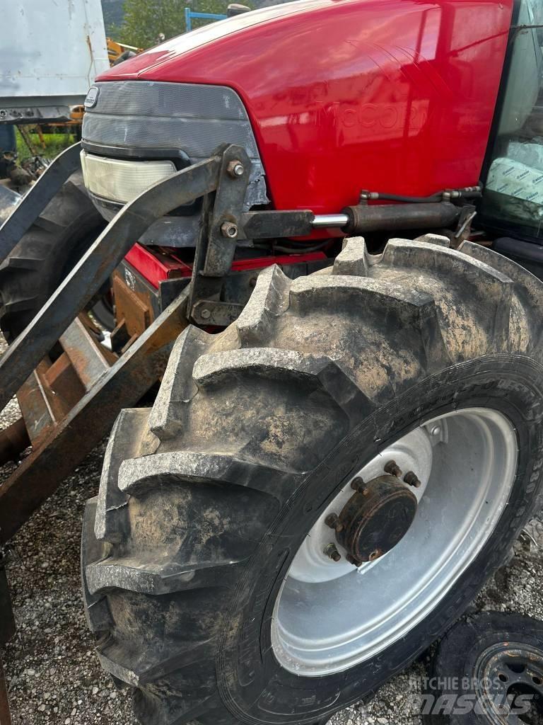 McCormick MC 100 Y Trattori