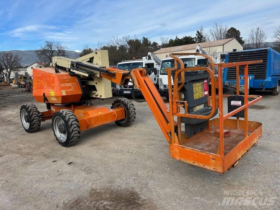 JLG 340 AJ Piattaforme a braccio articolato