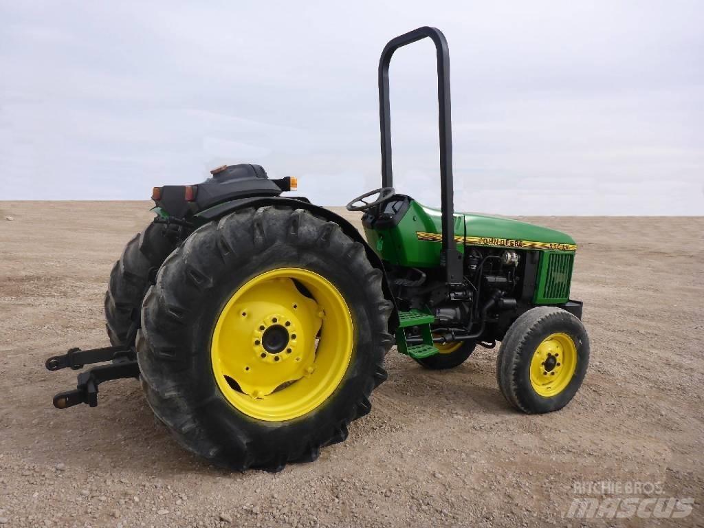 John Deere 5500N Trattori